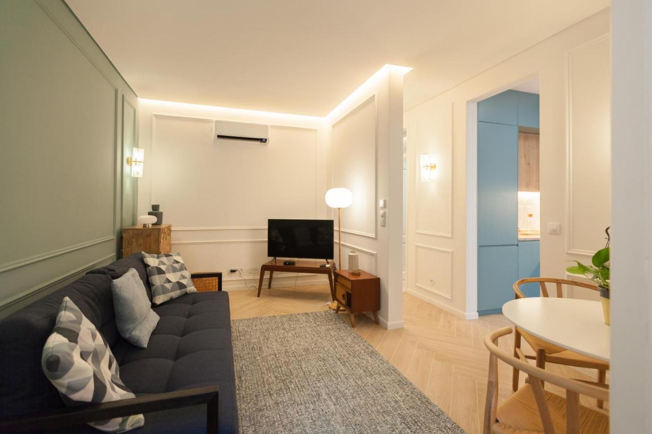 Flh Lapa Apartment With Interior Pateo Lisbon Bagian luar foto
