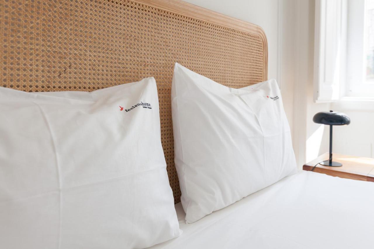 Flh Lapa Apartment With Interior Pateo Lisbon Bagian luar foto